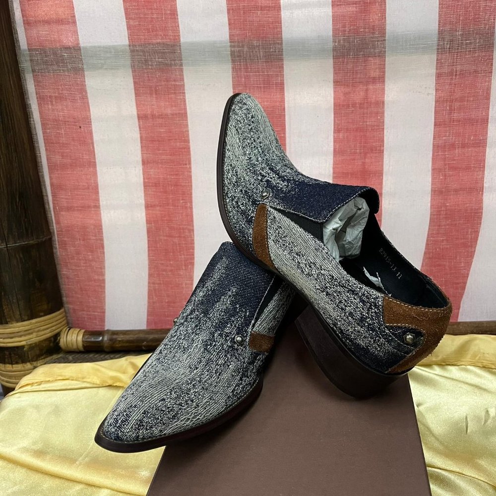 NWB Moda Max leather shoes